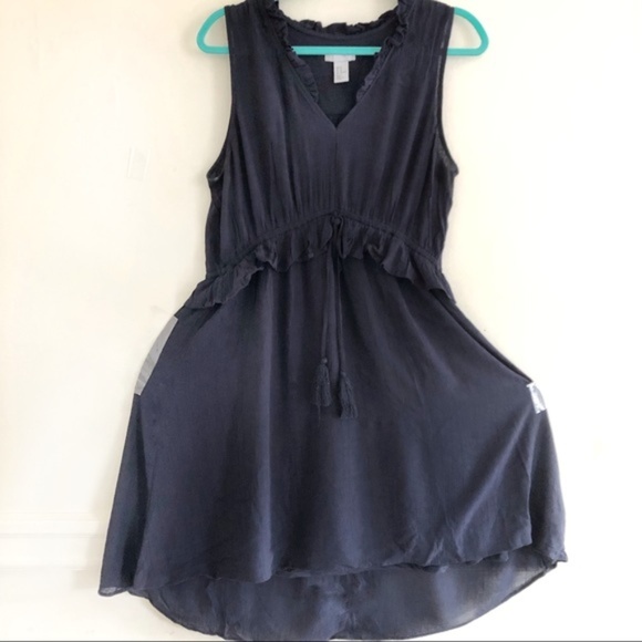H&M Dresses & Skirts - H&M Navy Dress w/ Neck & Waist Ruffles | Size 14